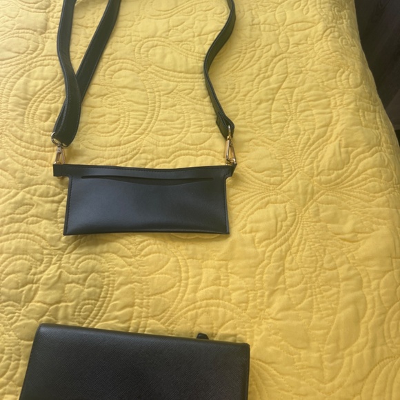 Authentic Prada wallet on adjustable crossbody strap - Picture 16 of 16